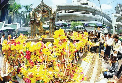 Thái Lan mở cửa trở lại ngôi đền Erawan