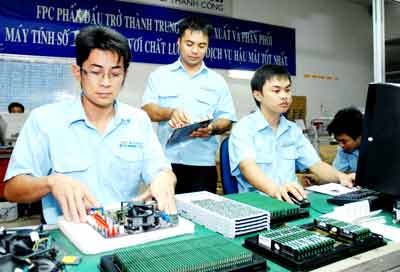 A computer assembling company in HCMC (Illustrative photo: SGGP) A computer assembling company in HCMC (Illustrative photo: SGGP)