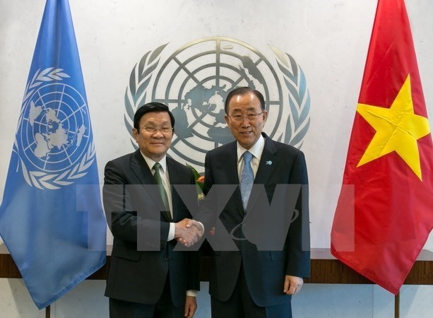President Truong Tan Sang (L) meets with UN Secretary-General Ban Ki-moon in New York (Photo: VNA) President Truong Tan Sang (L) meets with UN Secretary-General Ban Ki-moon in New York (Photo: VNA)