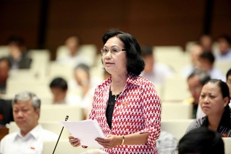 Tra Vinh Province NA Deputy Nguyen Thi Kha said authority over the four prisons should be removed from the hands of the two investigation agencies and instead assigned to the General Department of Criminal Enforcement and Judicial Assistance, which is also under the MoPS. (Photo: VNA/VNS) Tra Vinh Province NA Deputy Nguyen Thi Kha said authority over the four prisons should be removed from the hands of the two investigation agencies and instead assigned to the General Department of Criminal Enforcement and Judicial Assistance, which is also under the MoPS. (Photo: VNA/VNS)