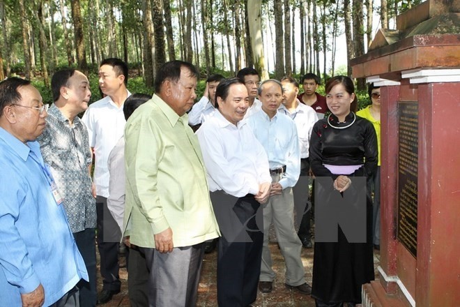 In 2012, a Lao delegation visited the site where late President Kaysone Phomvihane used to stay. (Photo:VNA)