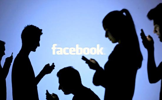 Young people and social network (Photo: SGGP) Young people and social network (Photo: SGGP)