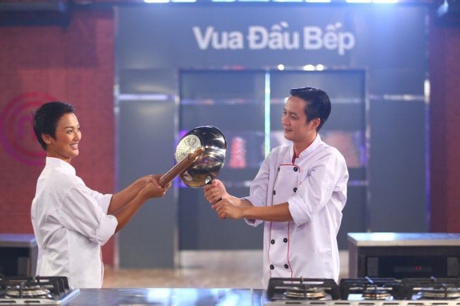 Thanh Cuong & Tuyet Pham at the final round of Master Chef Vietnam Thanh Cuong & Tuyet Pham at the final round of Master Chef Vietnam