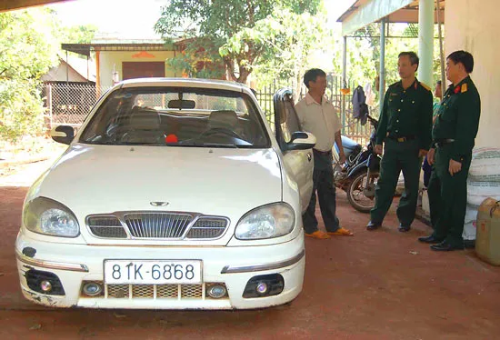 Những tỷ phú Giơ Rai vùng biên