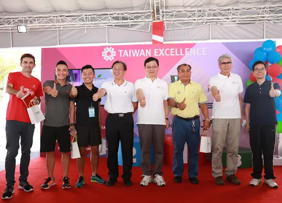 Taiwan Excellence tài trợ chính Giải chạy việt dã TPHCM 2016 ảnh 5