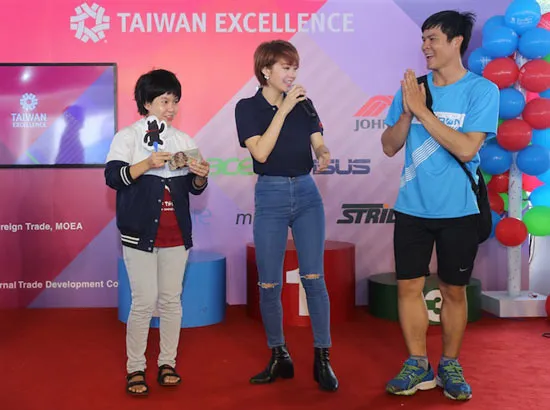 Taiwan Excellence tài trợ chính Giải chạy việt dã TPHCM 2016 ảnh 6