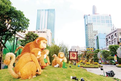 Nguyen Hue Flower Street 2016 Nguyen Hue Flower Street 2016
