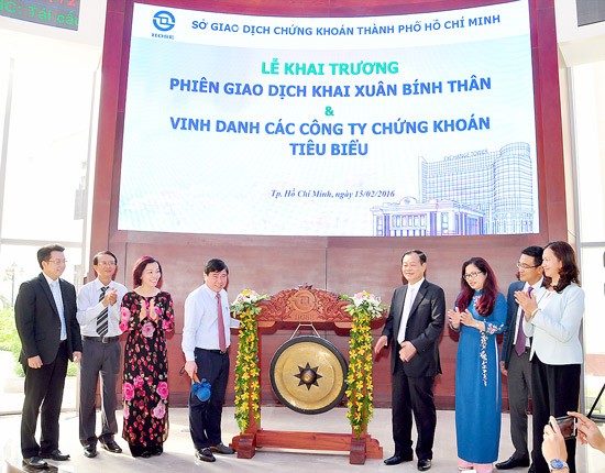 The opening ceremony of HOSE for the Year of Monkey. (Photo: SGGP) The opening ceremony of HOSE for the Year of Monkey. (Photo: SGGP)
