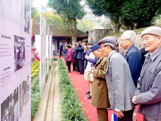 The 14th Vietnam Poetry Day opens in Hanoi. (Photo: Sggp) The 14th Vietnam Poetry Day opens in Hanoi. (Photo: Sggp)