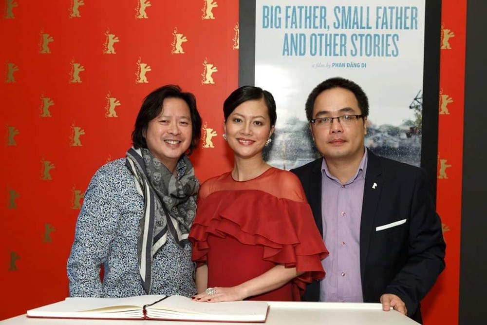 Director Phan Dang Di (R) Director Phan Dang Di (R)