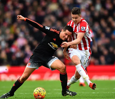 Man.United (5) - Stoke City (9): Cần lắm sự ổn định ảnh 1