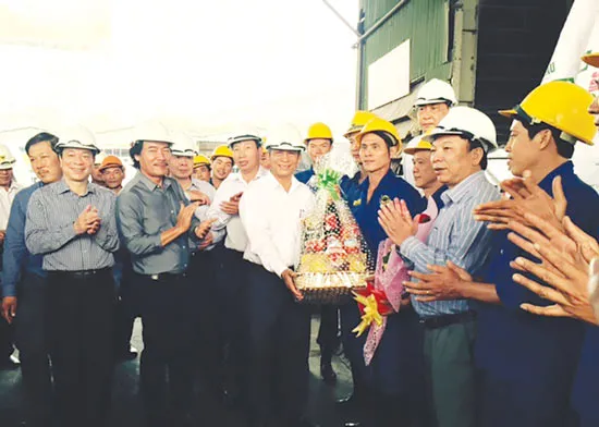 Chủ tịch Tổng Liên đoàn Lao động VN thăm và chúc Tết Công ty Phân bón Bình Điền