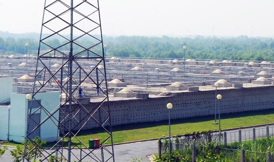 A corner of Binh Hung wastewater treatment plant (Photo: SGGP) A corner of Binh Hung wastewater treatment plant (Photo: SGGP)