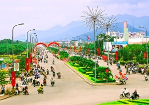 Nguyen Tat Thanh boulevard in Quy Nhon City -Photo SGGP Nguyen Tat Thanh boulevard in Quy Nhon City -Photo SGGP