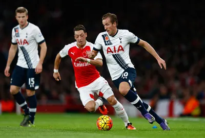 Tottenham (2) - Arsenal (3): Phát súng ân huệ? ảnh 1