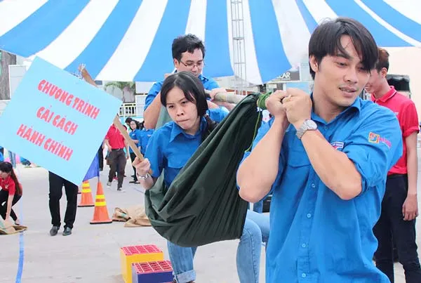 Sôi nổi Ngày Đoàn viên ảnh 4 Sôi nổi Ngày Đoàn viên ảnh 4