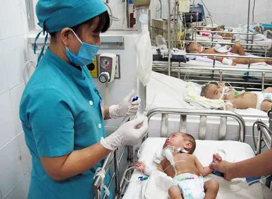 Chuẩn hóa cán bộ ngành y - Yêu cầu cấp bách của hội nhập