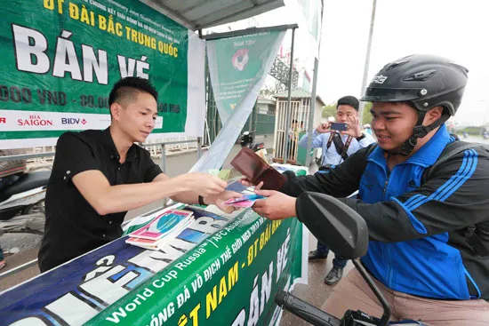 Trận Việt Nam - Đài Loan: Vé vẫn chưa “hot” ảnh 2 Trận Việt Nam - Đài Loan: Vé vẫn chưa “hot” ảnh 2