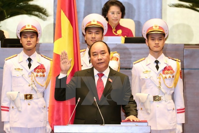 The newly-elected PM will submit a nomination list of Deputy Prime Ministers and members of the Government to the NA at following working sessions.-VNA The newly-elected PM will submit a nomination list of Deputy Prime Ministers and members of the Government to the NA at following working sessions.-VNA