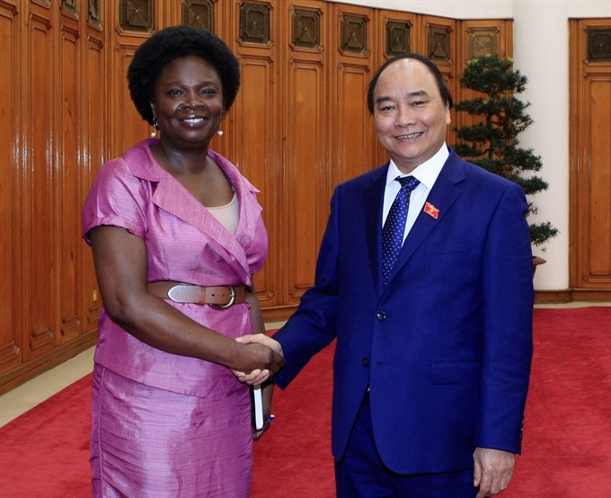 Prime Minister Nguyễn Xuân Phúc receives Victoria Kwakwa, the Vietnamese World Bank Country Director, in Hà Nội on Saturday. Prime Minister Nguyễn Xuân Phúc receives Victoria Kwakwa, the Vietnamese World Bank Country Director, in Hà Nội on Saturday.