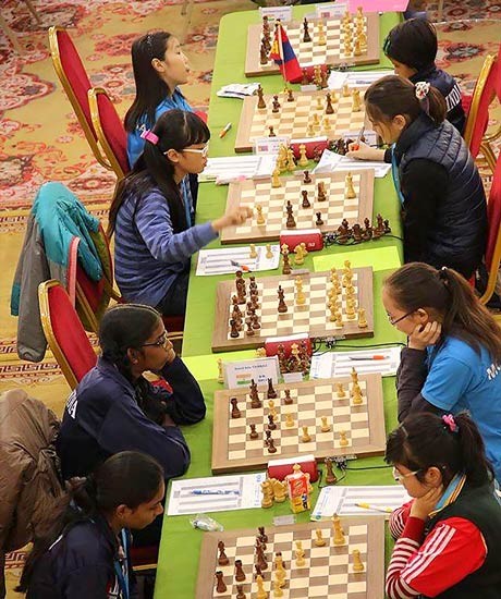 Vietnamese chess players compete in the Asian Youth Championship. (Photo:SGGP) Vietnamese chess players compete in the Asian Youth Championship. (Photo:SGGP)