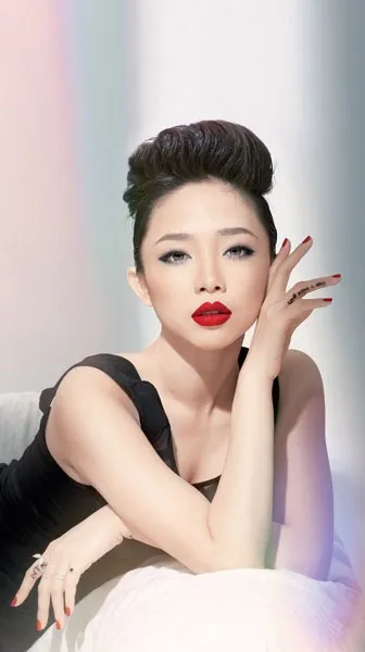 Ngắm dàn ca-nhạc sĩ trẻ tranh giải trong liveshow đầu tiên của HTV Awards 2016 ảnh 5