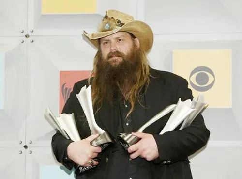 Chris Stapleton thắng lớn tại giải âm nhạc đồng quê