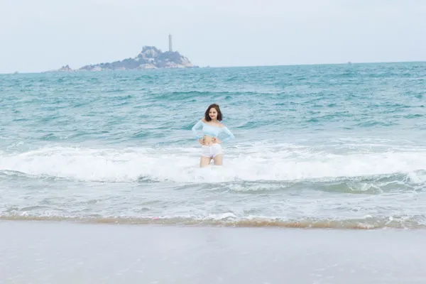 Miu Lê trở lại V-Pop sau thành công của "Em là bà nội của anh" ảnh 3 Miu Lê trở lại V-Pop sau thành công của "Em là bà nội của anh" ảnh 3