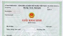 Sửa giấy khai sinh, nguy cơ lỡ kỳ thi THPT quốc gia 2016