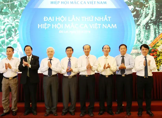 Ông Dương Công Minh làm Chủ tịch Hiệp hội Mắc ca Việt Nam