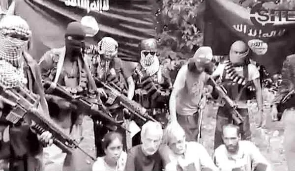Abu Sayyaf chặt đầu con tin Canada vì không nhận được tiền chuộc