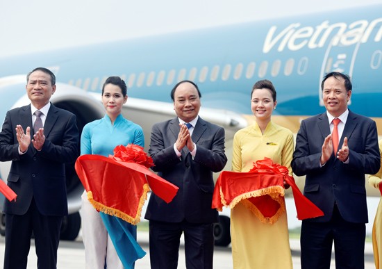Prime Minister Nguyen Xuan Phuc attended the inauguration ceremony of the first stage of Cat Bi International Airport’s upgrade in Hai Phong. (Photo: Sggp) Prime Minister Nguyen Xuan Phuc attended the inauguration ceremony of the first stage of Cat Bi International Airport’s upgrade in Hai Phong. (Photo: Sggp)