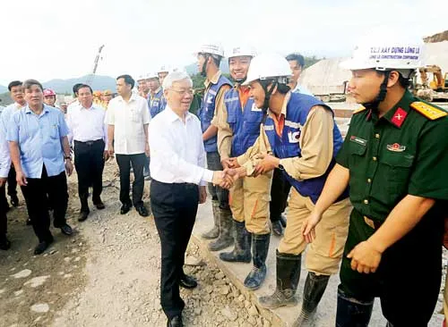 Phú Yên cần khai thác toàn diện thế mạnh rừng và biển