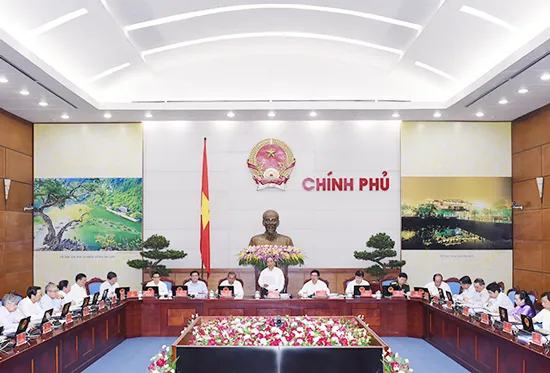 Tổng thu ngân sách - Thu không đủ chi
