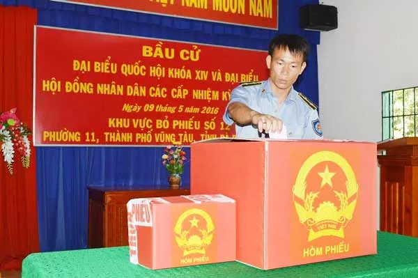 Bà Rịa – Vũng Tàu: Chiến sĩ Hải quân và Kiểm ngư bầu cử sớm