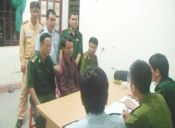 Hà Tĩnh: Bắt đối tượng vận chuyển, buôn bán ma túy