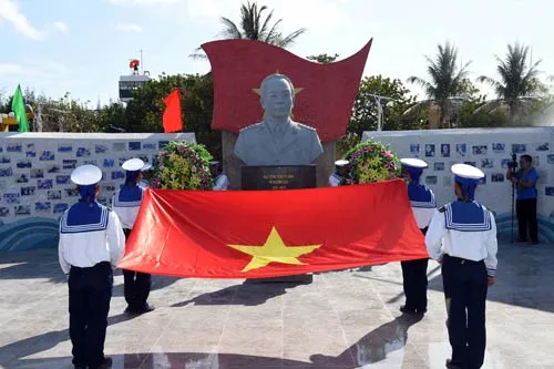 Công viên Đại tướng Võ Nguyên Giáp đầu tiên trên biển