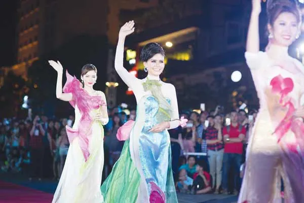 “Thành phố áo dài’’ - đêm cảm xúc thăng hoa