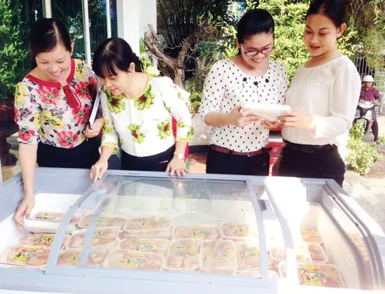 Các doanh nghiệp cam kết giảm giá bán hàng trực tiếp vào trường học