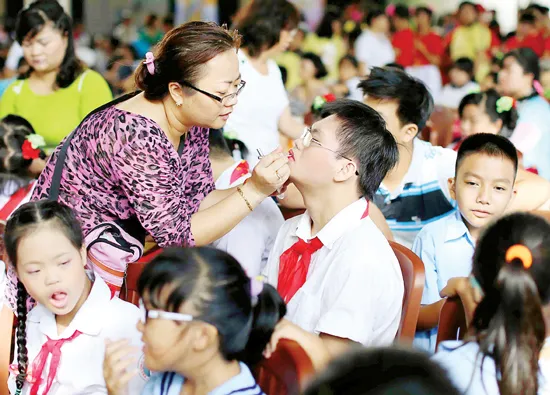 Sôi động Ngày hội trẻ em khuyết tật ảnh 3 Sôi động Ngày hội trẻ em khuyết tật ảnh 3
