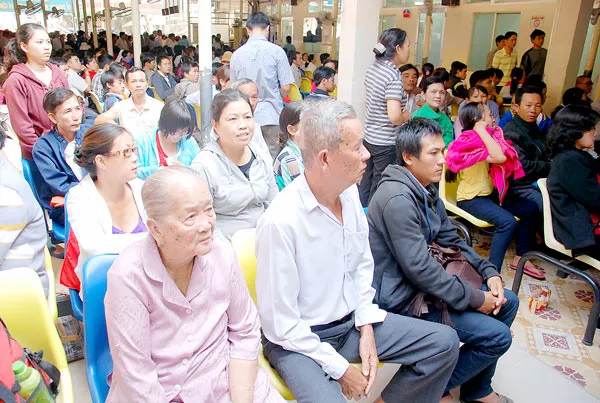 Trầy trật xây mới, nâng cấp bệnh viện
