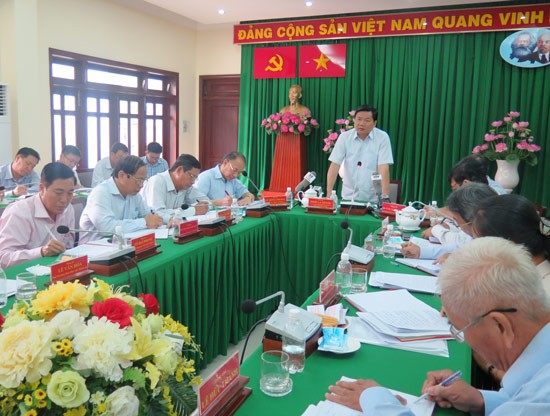 HCMC Party Secretary Dinh La Thang states at a meeting in Thu Duc district on June 14 (Photo: SGGP) HCMC Party Secretary Dinh La Thang states at a meeting in Thu Duc district on June 14 (Photo: SGGP)
