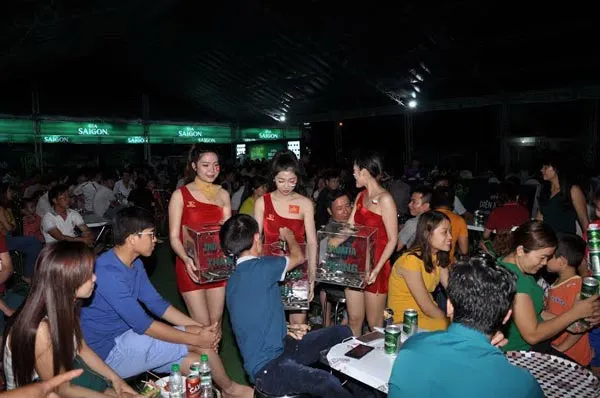 Không khí lễ hội đến đất Thủ ảnh 4 Không khí lễ hội đến đất Thủ ảnh 4