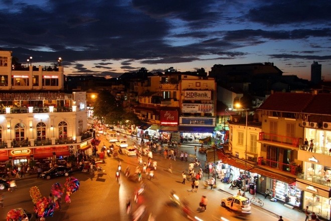 A view of Ha Noi city. The Department of Information and Communications of Hà Nội (DIC) has worked with several agencies to develop an information technology business incubator scheme to promote start-ups.— Photo cafebiz.vn A view of Ha Noi city. The Department of Information and Communications of Hà Nội (DIC) has worked with several agencies to develop an information technology business incubator scheme to promote start-ups.— Photo cafebiz.vn