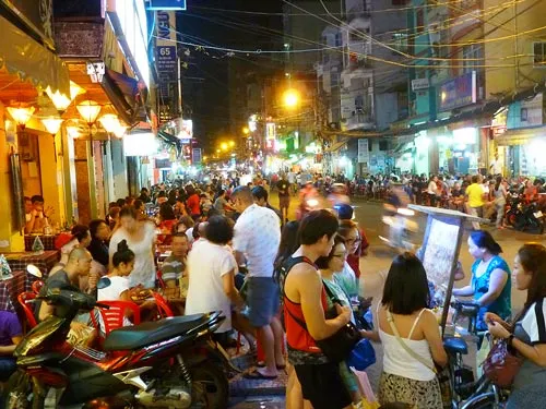 Cư dân khổ vì quán nhậu mở quá nửa đêm