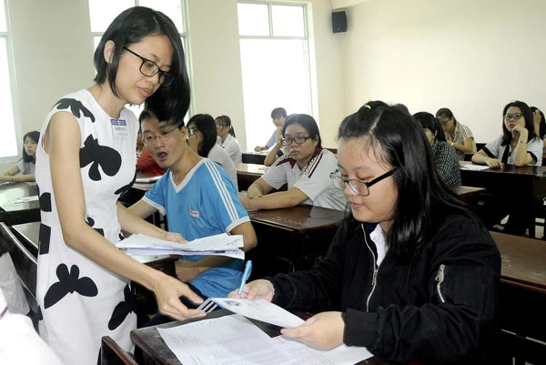 Thi THPT quốc gia 2016: Điểm trung bình môn tiếng Anh thấp nhất với 3,48 điểm
