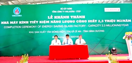Khởi công xây dựng Nhà máy Sứ Viglacera Mỹ Xuân và khánh thành Nhà máy Kính tiết kiệm năng lượng Viglacera