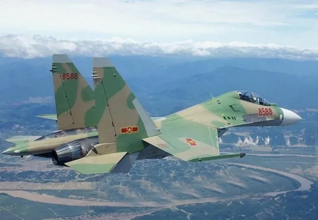 Phát hiện mảnh hợp kim nghi của máy bay Su30-MK2