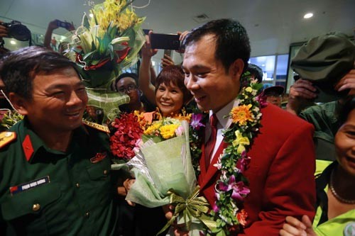 Olympics Gold winner Hoang Xuan Vinh returns home after his achievement at Rio Olympics 2016. (Photo:SGGP) Olympics Gold winner Hoang Xuan Vinh returns home after his achievement at Rio Olympics 2016. (Photo:SGGP)