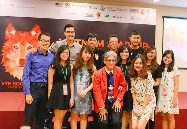 Truyền cảm hứng khởi nghiệp